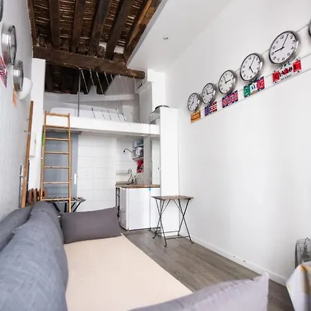 This Studio Offer A Good Deal Between Location + Cost + Quality ! Appartamento *
